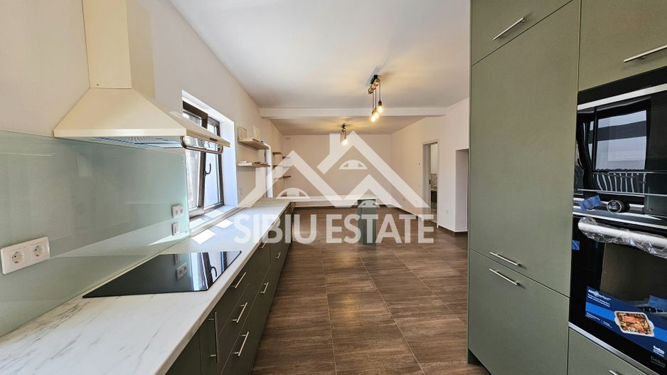 Casa mobilată 4 camere  Sibiu Calea Cisnadiei, NOU - Poză 9