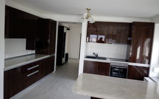 Penthouse 3 camere de închiriat | Șelimbăr | terasă 37 mp - Poză 1