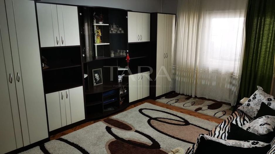 Apartament cu 3 Camere, Zona Spitalul de Recuperare - Poză 1