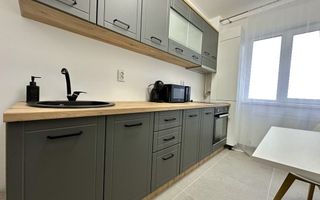 Apartament luminos. Finisat modern. Zonă liniștită. - Poză 3