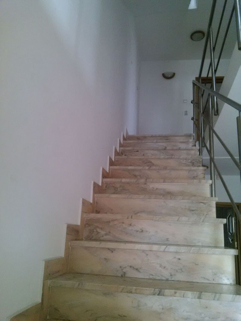 Casa 6 camere - cazare 15 persoane, Nord - Poză 11