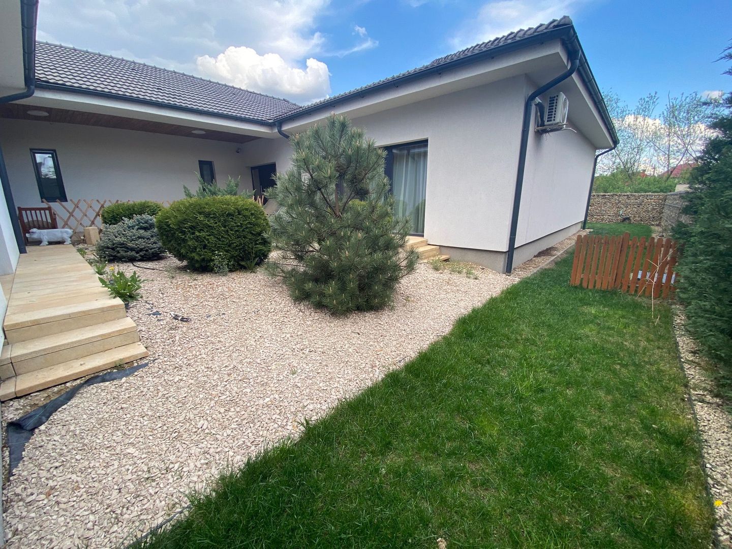 CAsA pe parter formată din 2 corpuri zona Ghiroda - Poză 4