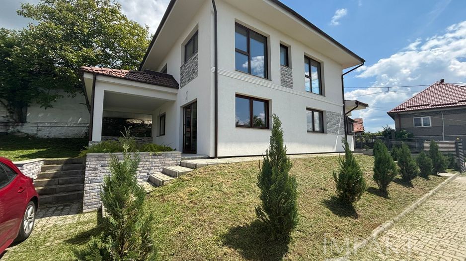 Casa individuala superba de vanzare in Chinteni! - Poză 2
