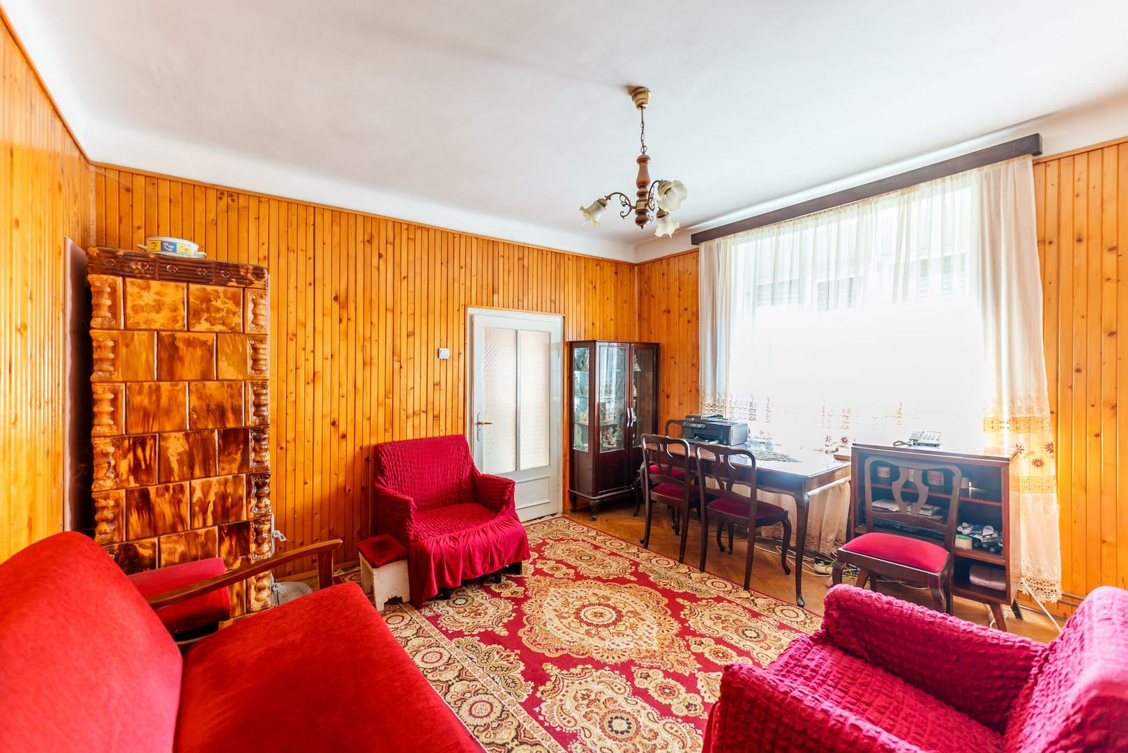 Casă deosebită, în centrul localității Târnova - Poză 7