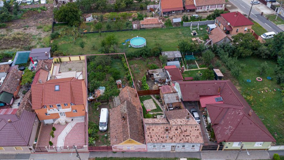 VANDUT! Teren cu casă din văiugă - Sannicolau Mic - Poză 3