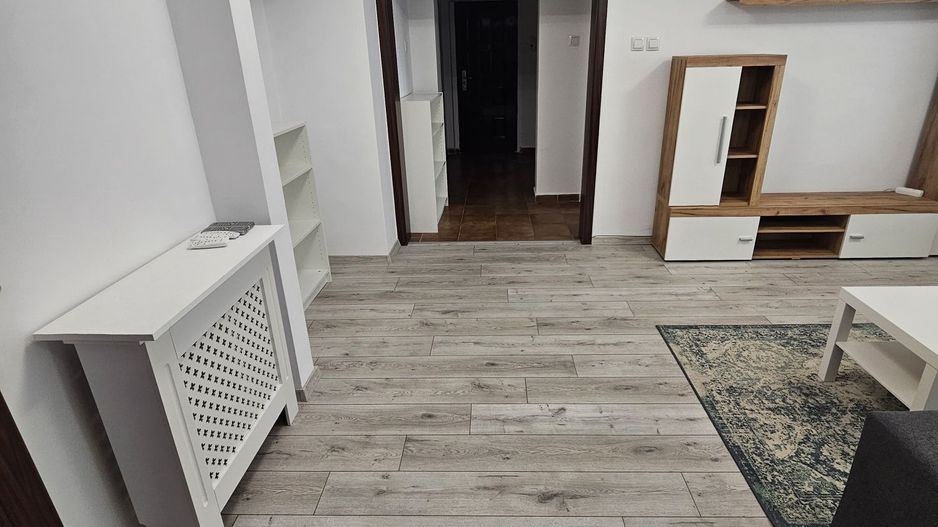 Oportunitate, Vanzare 3 Camere, PE Bd Decebal Bloc Monolit, Metrou Piața Muncii - Poză 2