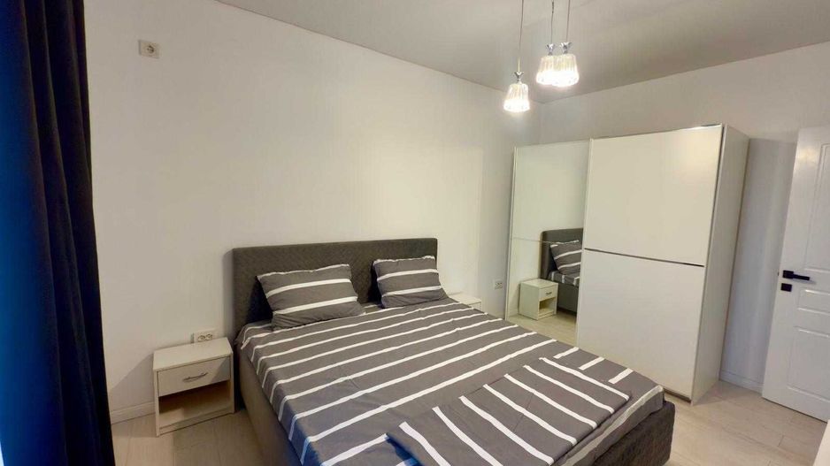 Inchiriez apartament 2 camere + curte proprie, parcare - Poză 6