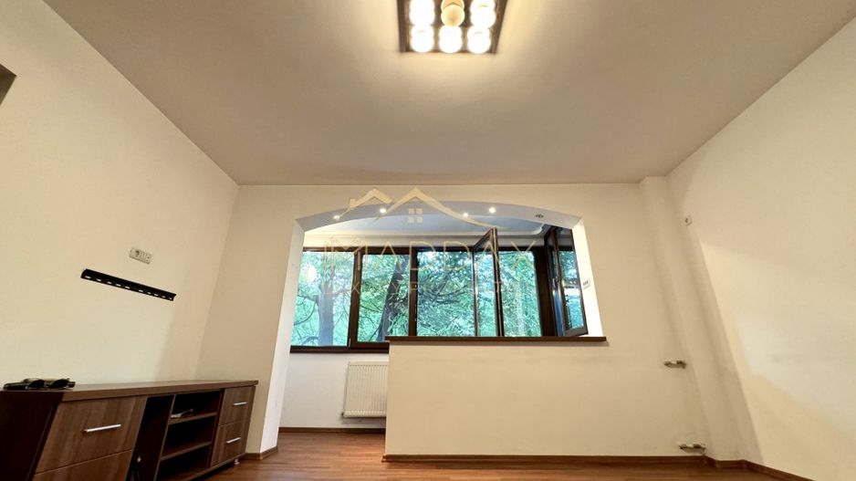 Apartament cu 3 camere // Zona Tei - Doamna Ghica - Poză 3