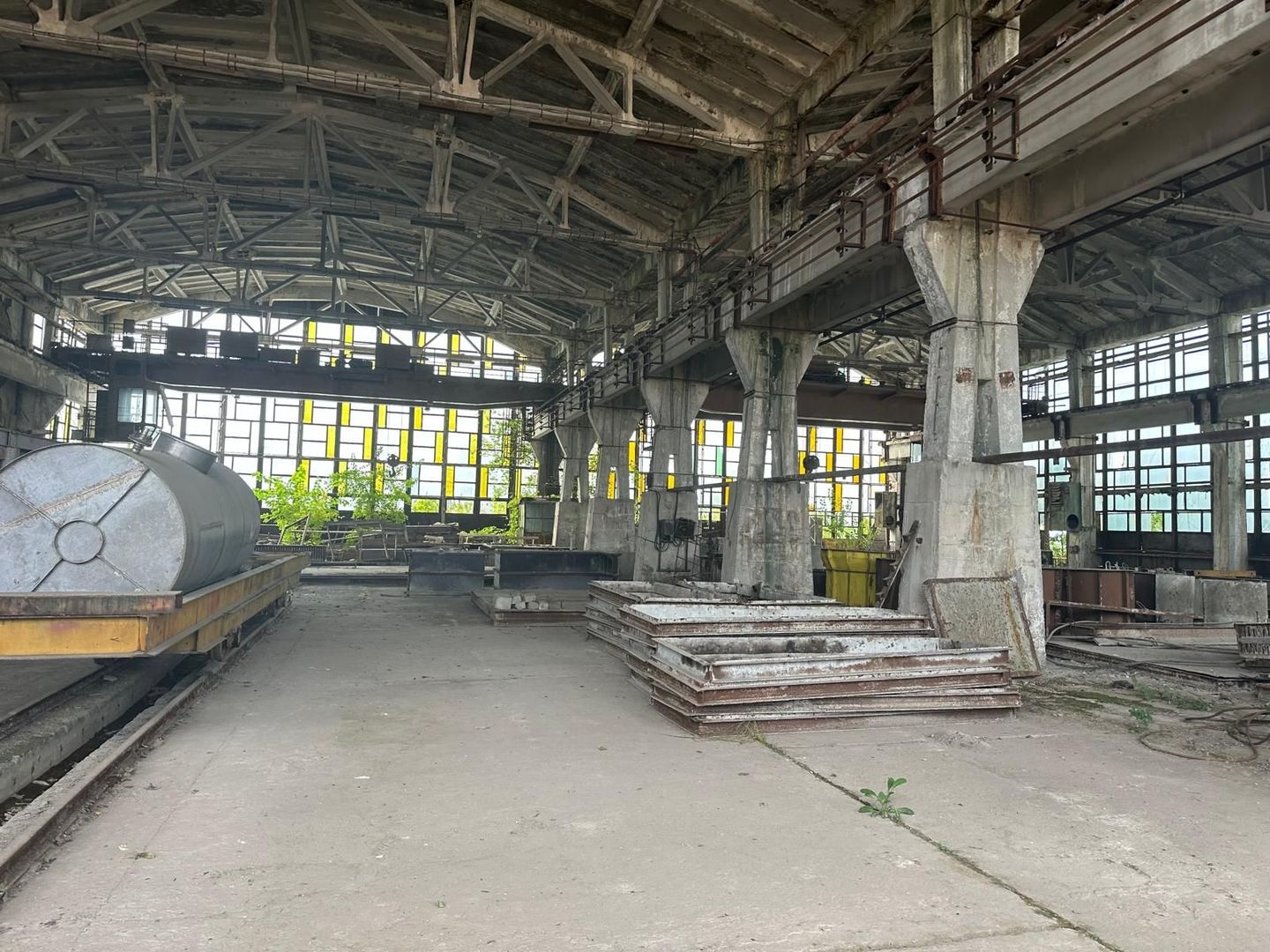 Platformă Industrială cu Cale Ferată si Infrastructură Completă - Poză 11