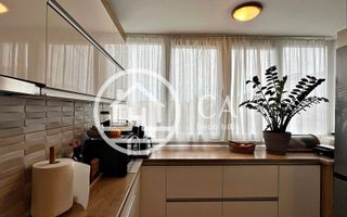 Apartament de vânzare cu 3 camere în zona Rogerius, Oradea - Poză 6
