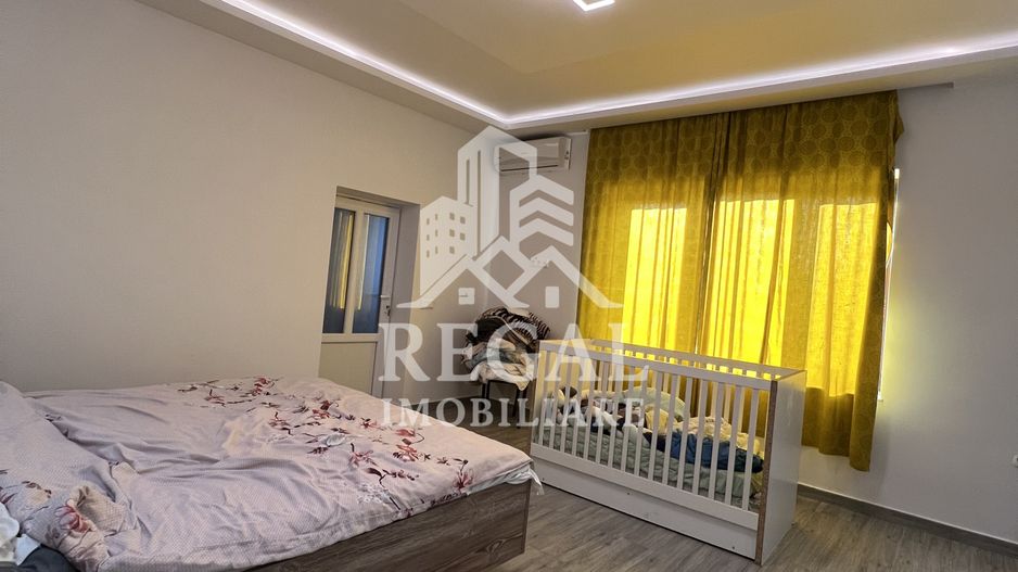 Casă spațioasă de vânzare în Ruși – pentru locuință sau investitie - Poză 3