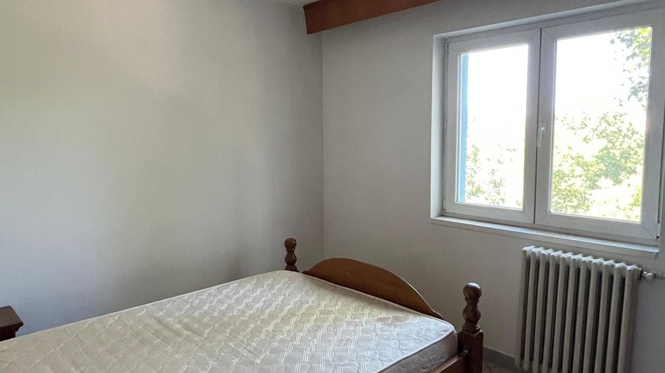3 camere cu vedere la Parc Humulesti - Poză 10