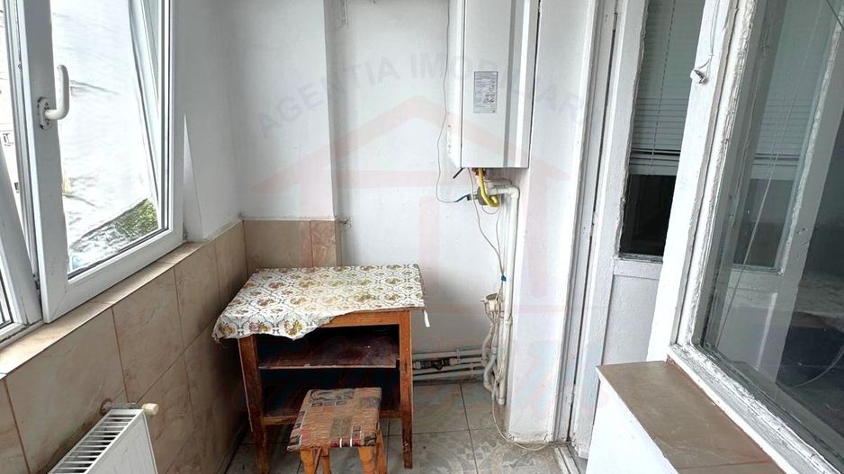 49.800 euro, 2 camere decomandate, LIBER, 49mp, etaj 9 din 10, Micro20 - Poză 3