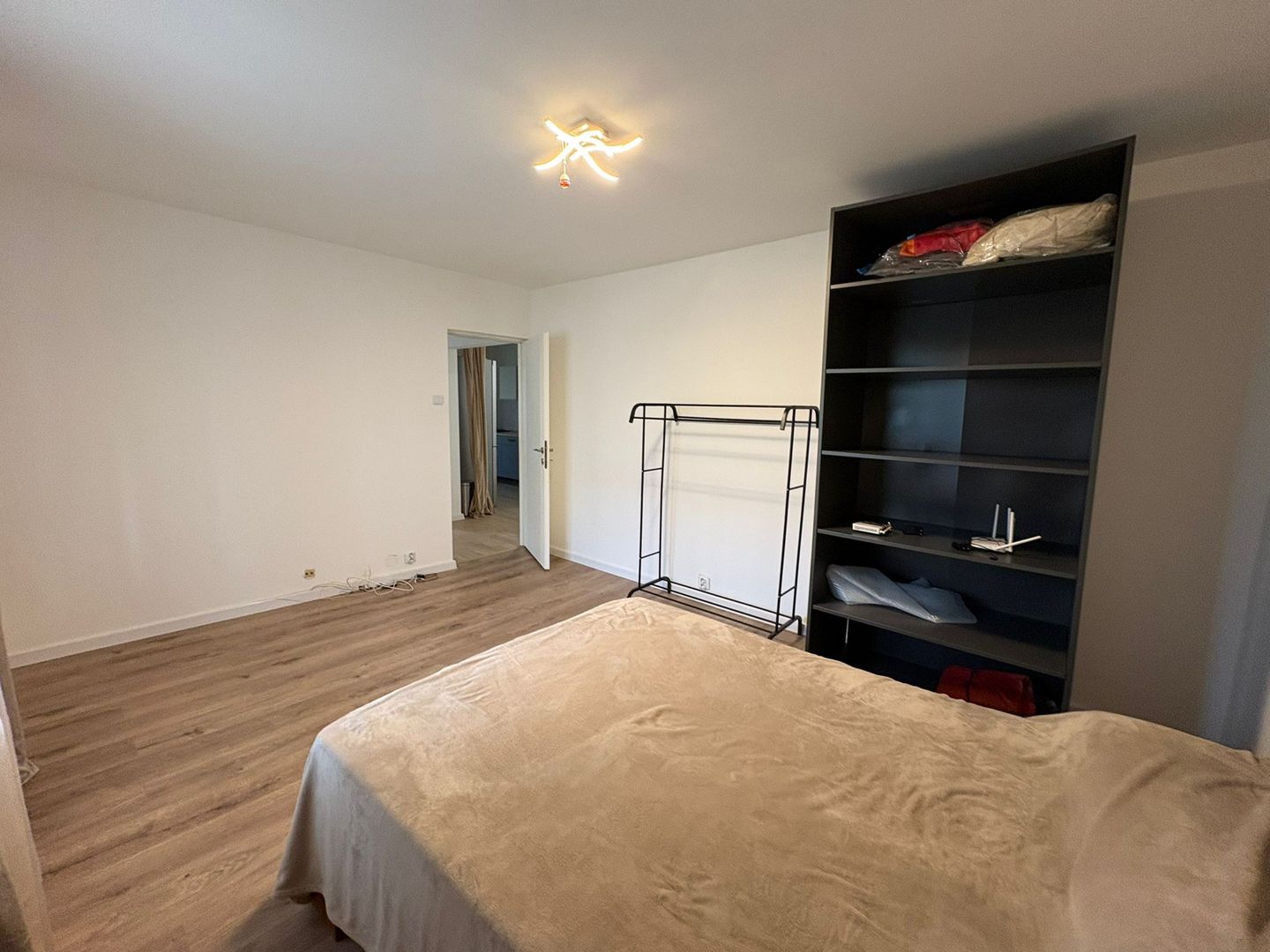 AP. 2 CAMERE- VACARESTI, BUCATARIE INCHISA, METROU 12 MIN,COMIS 0% - Poză 4