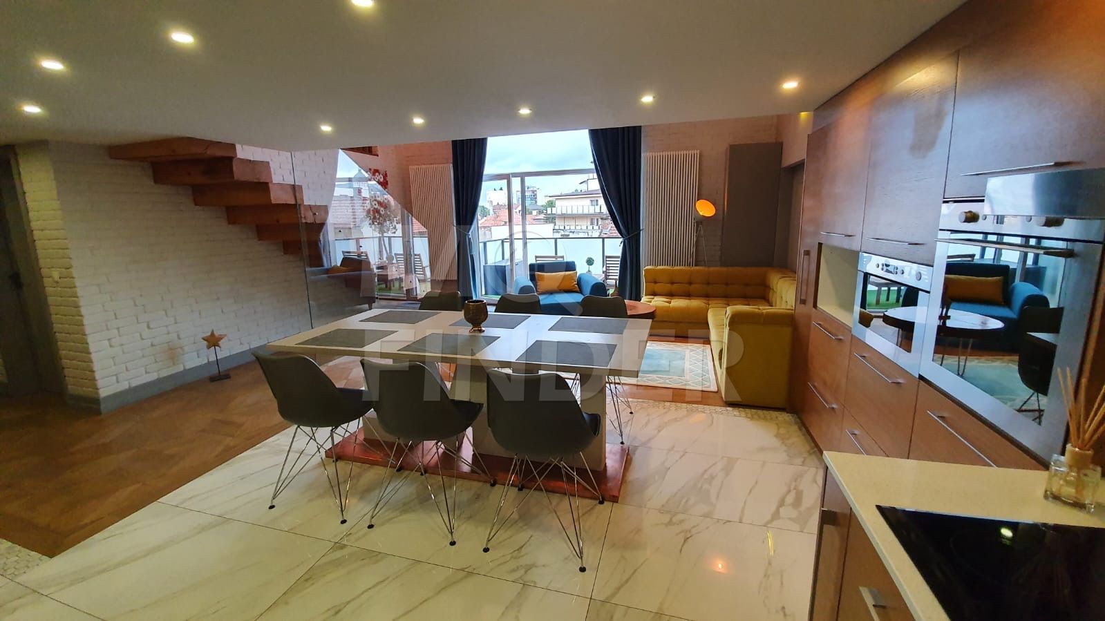 Inchiriere apartament ultrafinisat Central, imobil nou, 115 mp - Poză 2