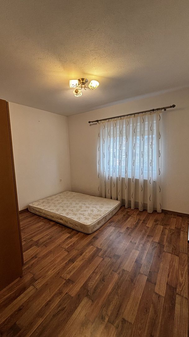 Apartament de vanzare in Sebes Drumul Petrestiului - Poză 3