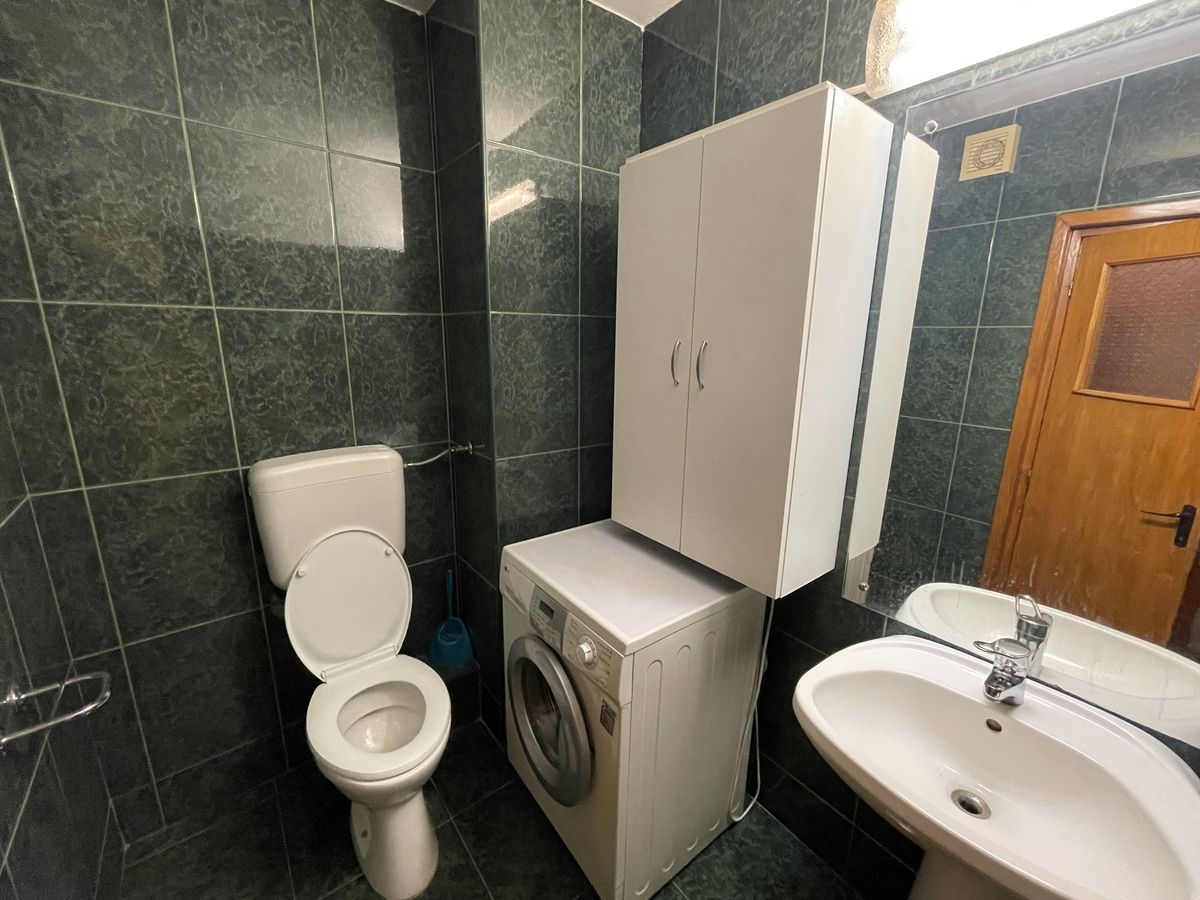 Inchiriere apartament 3 camere - Poză 16