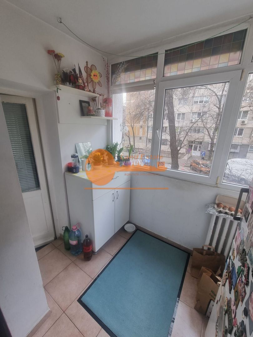 Apartament cu 3 camere la 8 minute de Metrou Crangasi - Poză 14