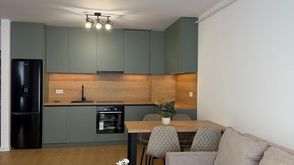 Apartament 2 camere I Ansamblul Eroilor I Floresti - Poză 4