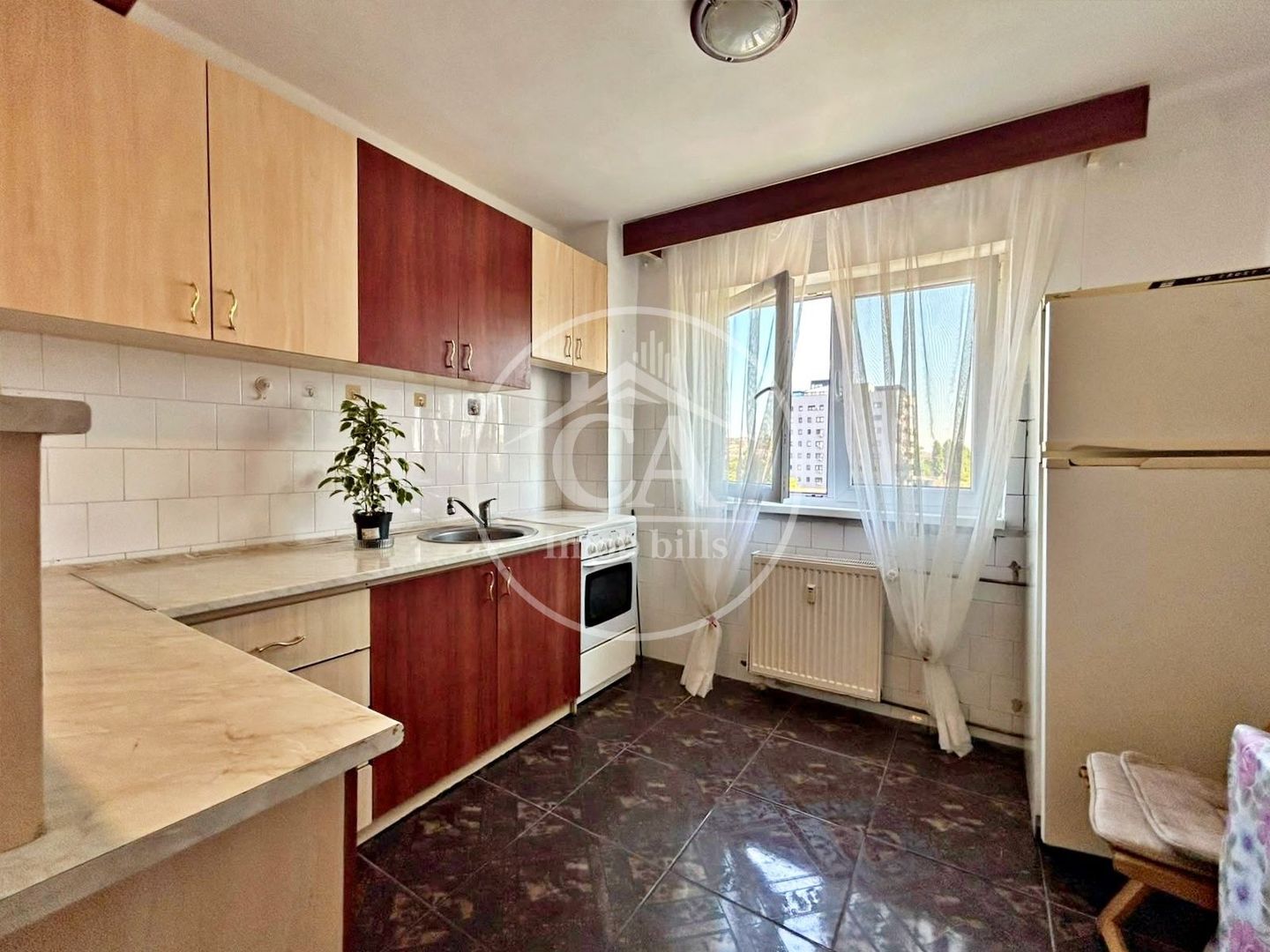 Apartament cu 2 camere de inchiriat in zona Nufarul, Oradea - Poză 9