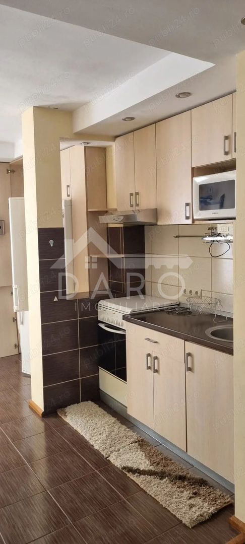 Inchiriez apartament cu 3 camere in Tudor, modificat si amenajat complet mobilat. - Poză 7