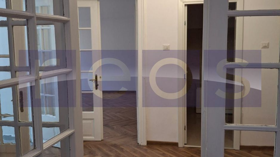 VANZARE APARTAMENT IN VILA | PARTER | CURTE 66MP | RENOVAT | POPA NAN - Poză 1