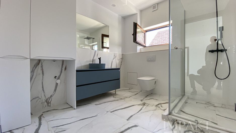 Va propunem spre inchiriere un spatiu pentru birou in Gheorgheni. - Poză 7