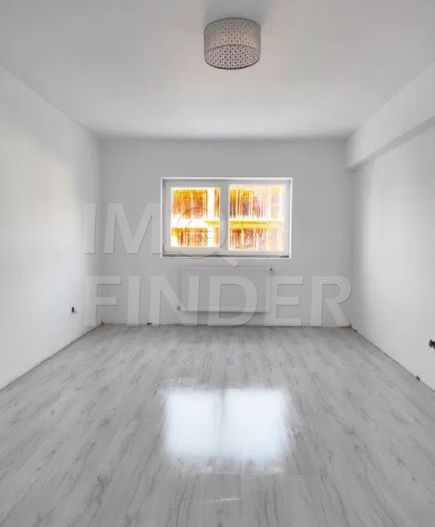 Vanzare apartament FINISAT 2 camere zona centrala Floresti - Poză 3