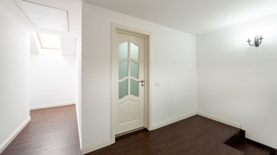 Casa P+M, 120mp utili, teren 477mp, Bradu, AG - Poză 18