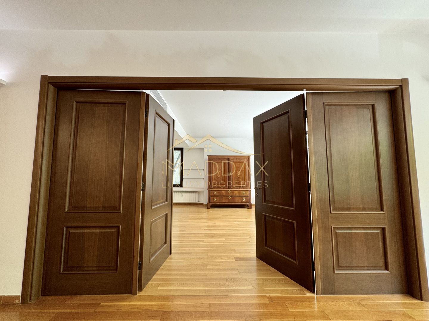 Apartament cu 4 camere 250mp* 2 parcări subterane / Dorobanti-Capitale - Poză 12