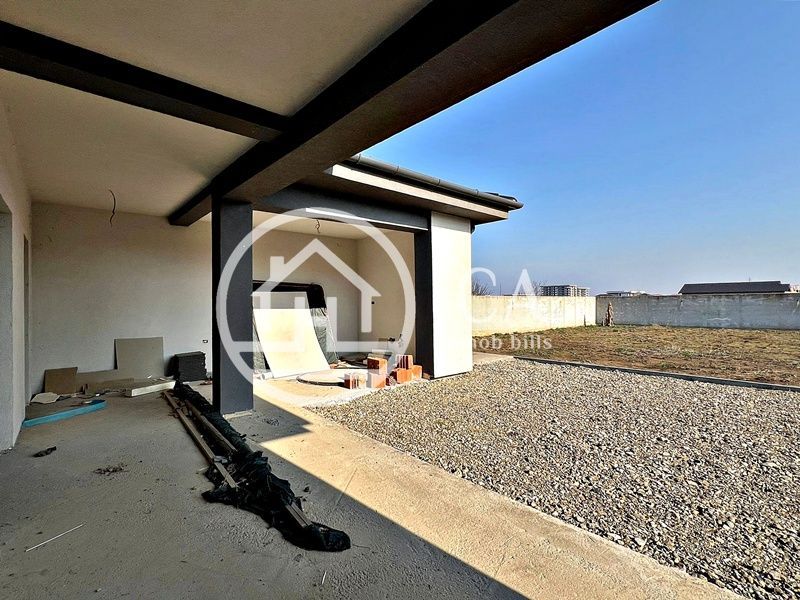 Casă de vânzare P+E cu 4 camere în zona Nufărul, Oradea - Poză 5