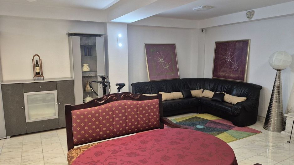 Apartament 5 camere, 250mp, vilă stradală, centrală proprie Dna. Ghica - Poză 6