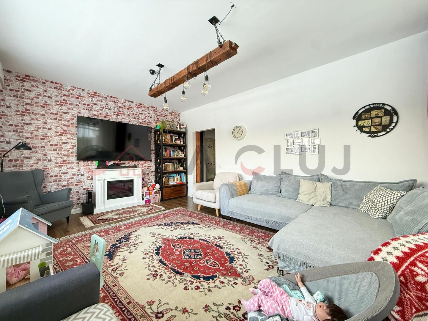 Apartament la cheie, etaj intermediar, parcare, Mănăștur!! - Poză 1