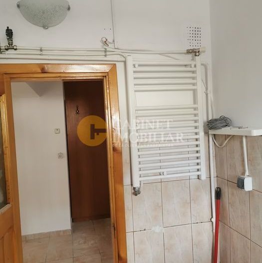 PACURARI - 3 CAMERE DECOMANDAT - BLOC 1985 - Poză 5