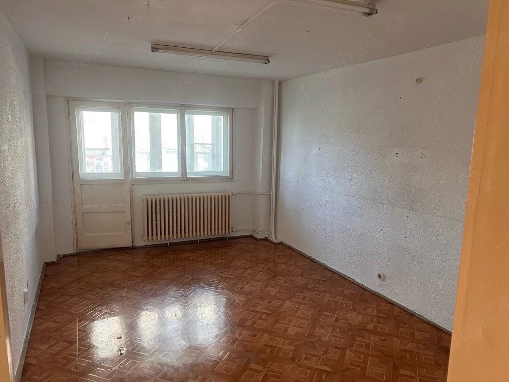 Vanzare Apartament decomandat 2 camere, bloc 1980, 1 min metrou Obor - Poză 4