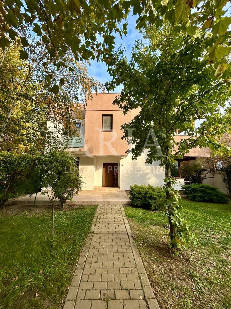 VILA INDIVIDUALA  - Erou Iancu Nicolae - Jolie Ville - Poză 14