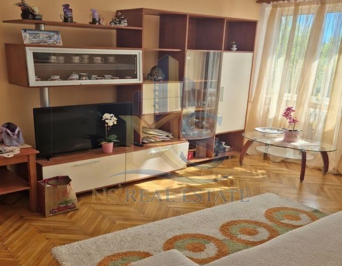 Apartament 3 camere de vânzare Titan - Poză 1