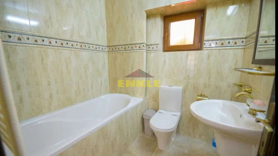 De vânzare apartament cu 4 camere decomandat, zona Bulevard - Poză 5