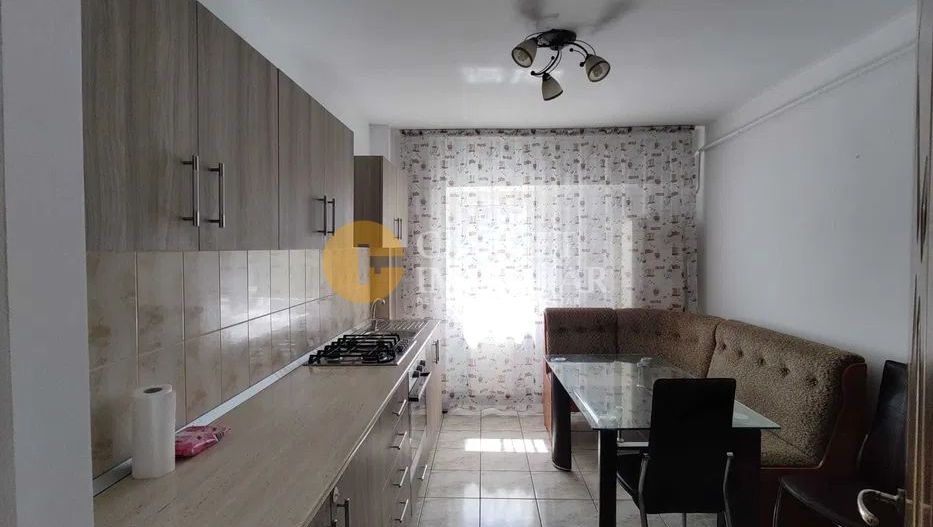 Apartament 3 Camere Decomandat -Etaj Intermediar Bloc 1992 -Nicolina - Rod Vechi - Poză 1