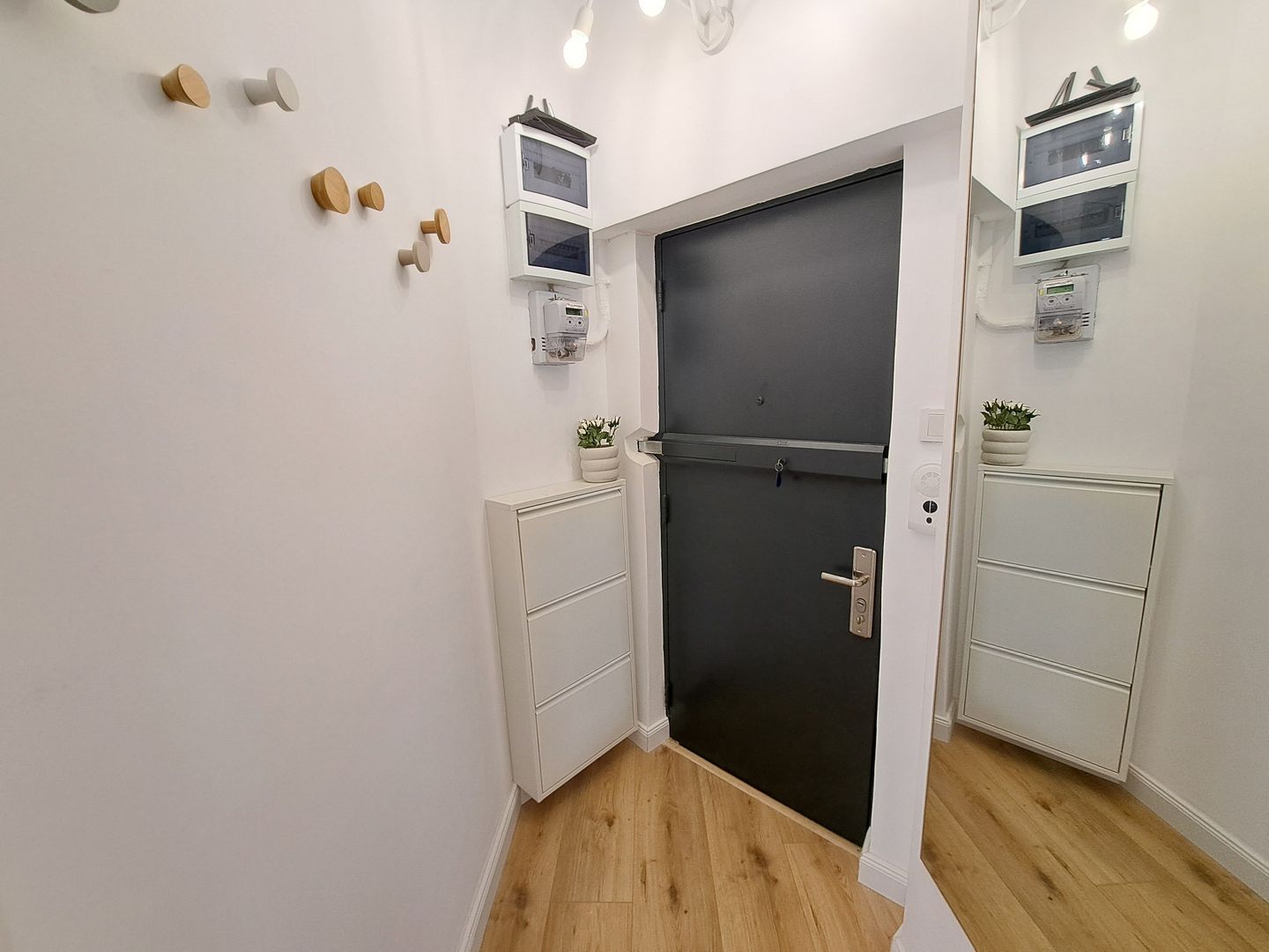 Apartament cu 2 camere + terasa priveliste minunata - parc Cismigiu - Poză 20