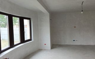 Casă/Vilă Dumbrăveni/Suceava - Poză 29