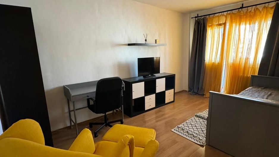 Garsoniera spatiosa, bloc mixt, 4 - 5min metrou Iancului, bolier montat, renovat - Poză 2