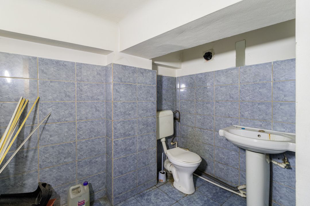 Spatiu comercial in Centrul Vechi cu chirias, cladire risc 1 - Poză 5
