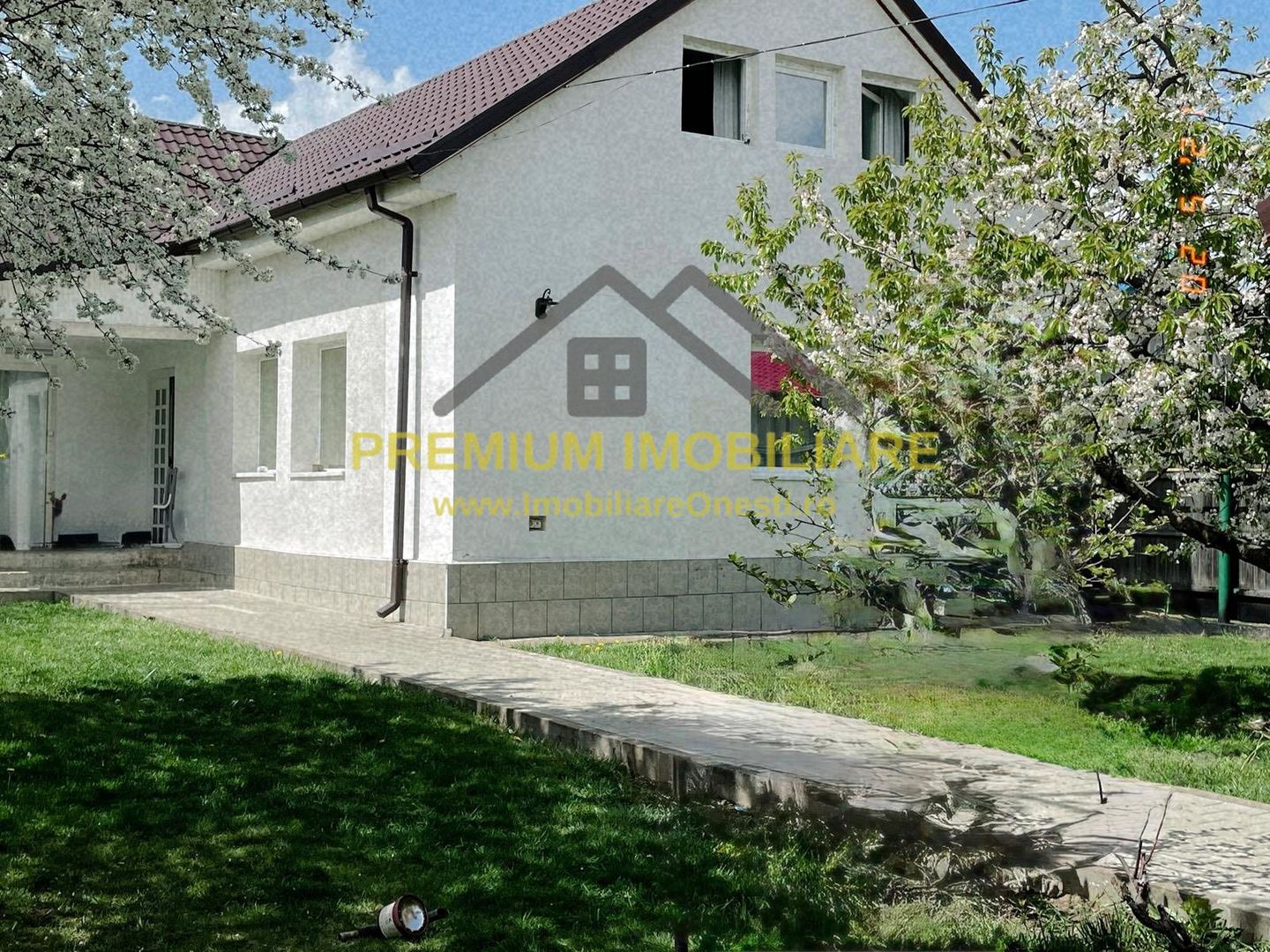 Casa de inchiriat in Onesti | Curte, Foisor, toate utilitatile - Poză 9