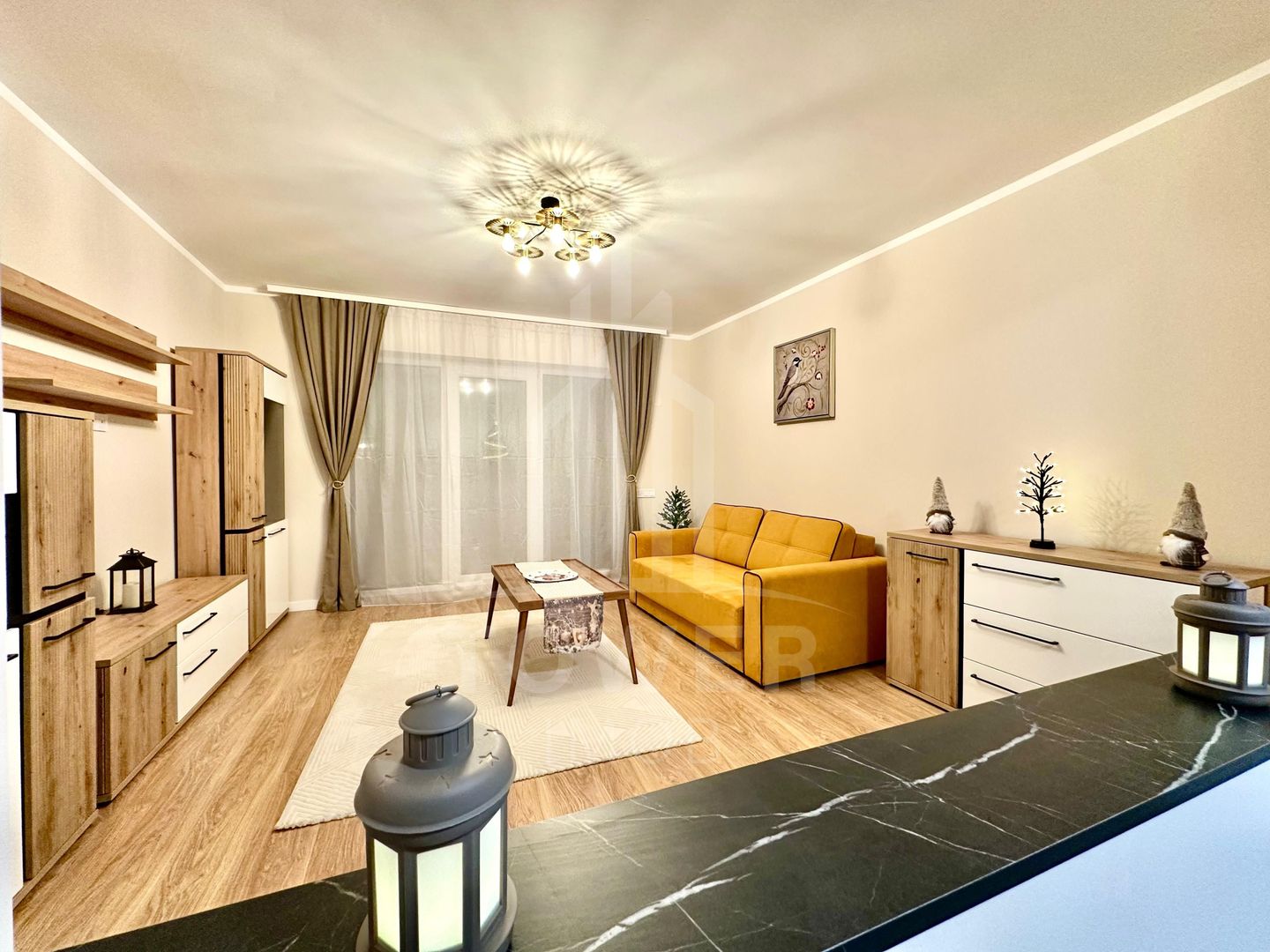 Apartament cu doua camere in zona vest - Poză 1