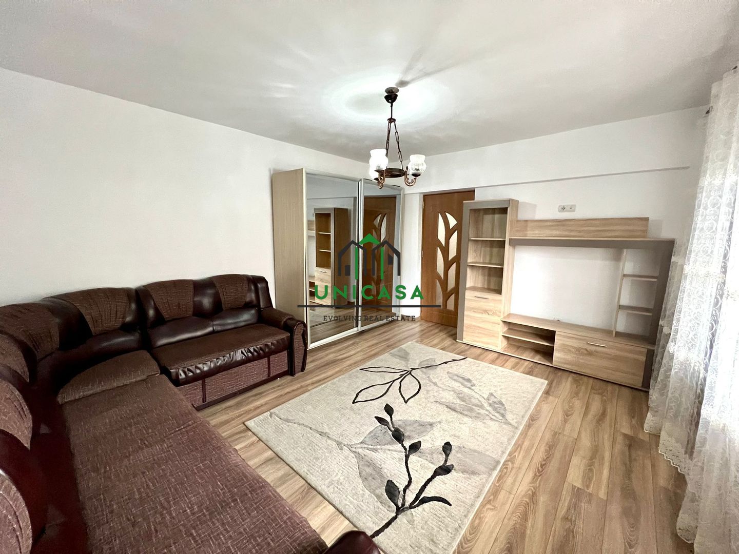 Apartament 2 cam / de inchiriat / Central - Poză 1