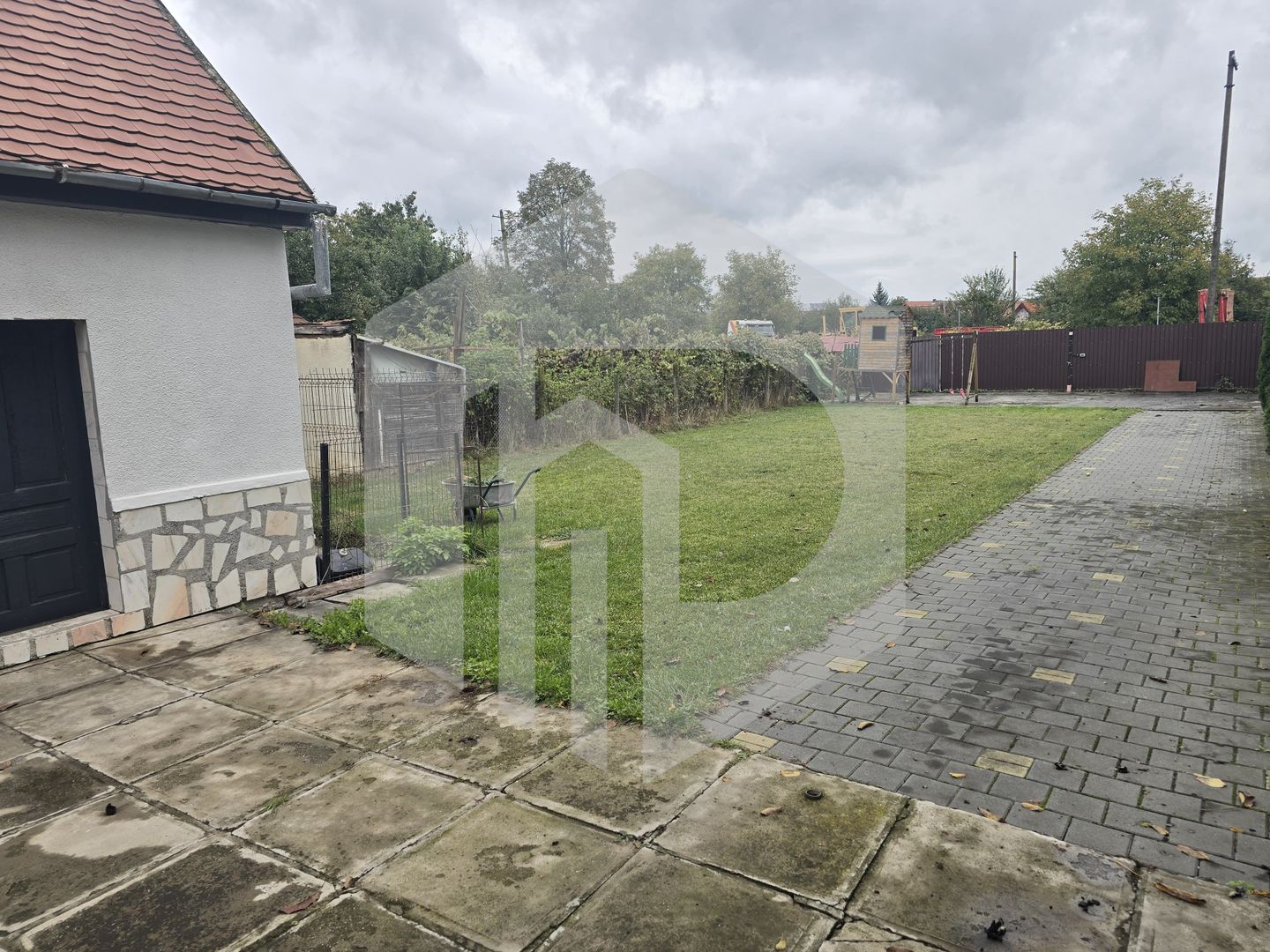 Casa singur in curte 4 camere 650 teren Piata Cluj - Poză 7