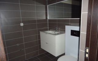Apartament spațios 100 mp utili – zonă Centrală - Poză 3