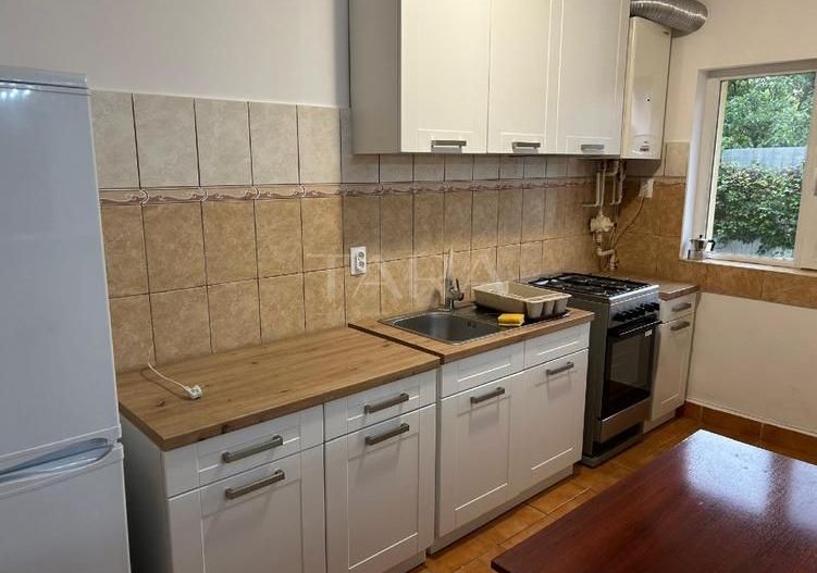 Apartament spațios cu 4 camere și curte, în Mănăștur – zona Câmpului. - Poză 1