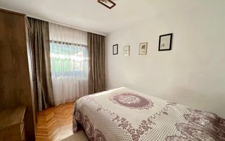 Apartament cu 3 camere, decomandat, Alba Iulia, zona Ampoi 3 - Poză 4